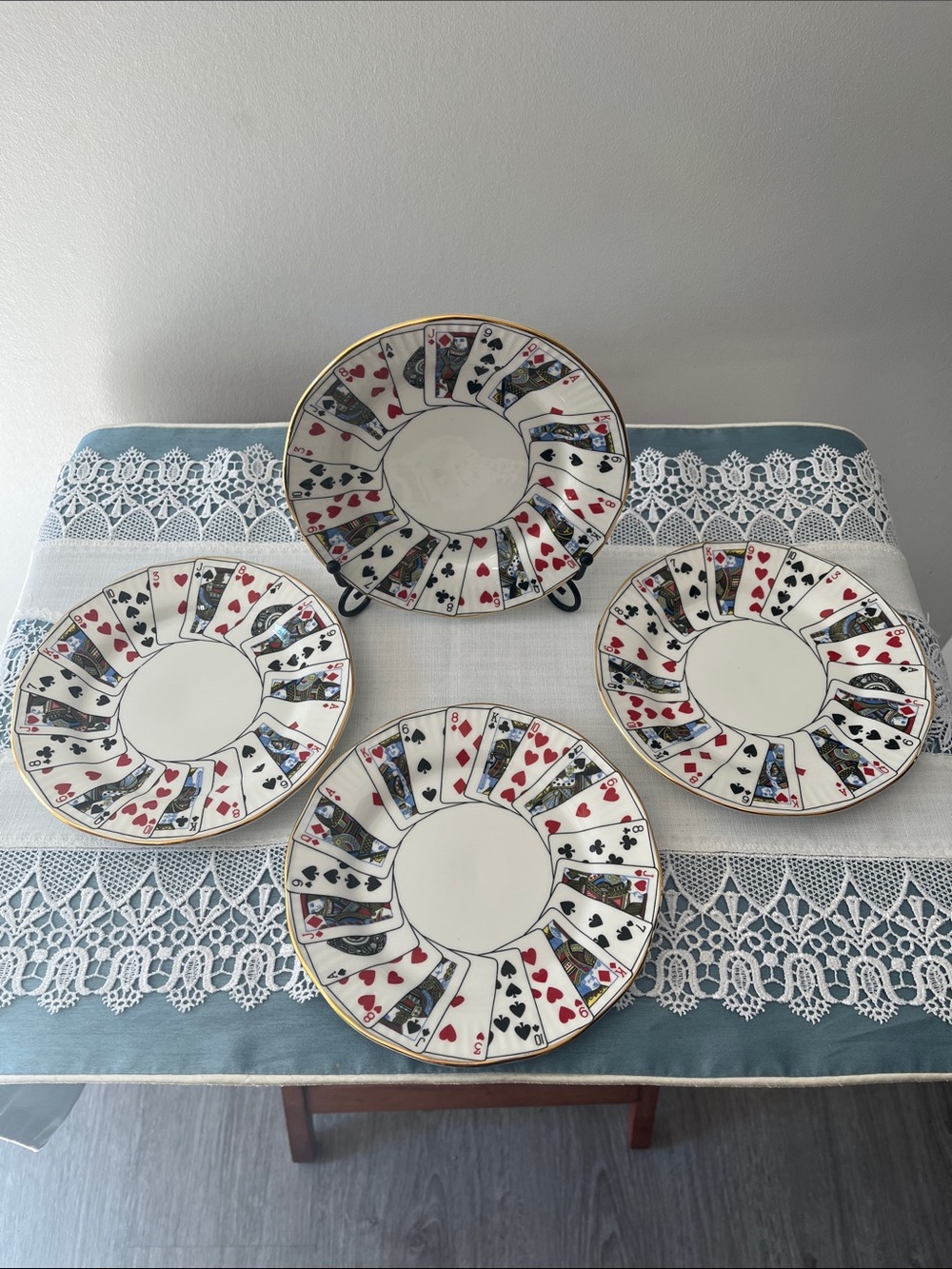 Retro 1960s Elizabethan Cut For Coffee Playing Cards Cake Plates Box Set